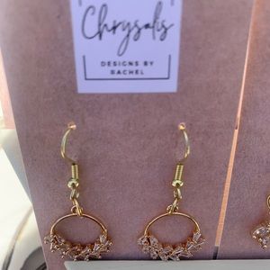 Cubic Zirconia Gold Circle Leaf Earrings